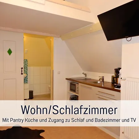 Lilly Mit Garten, Wintergarten Und Whirlwanne *